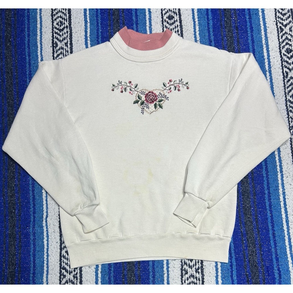 Vtg 90s WHIM Z Floral Heart Embroidered Sweatshirt USA Women's Small Cottagecore